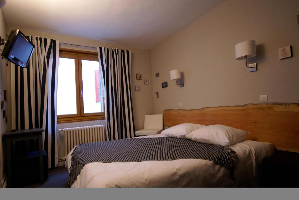 Hotel De La Placette Barcelonnette Ngoại thất bức ảnh