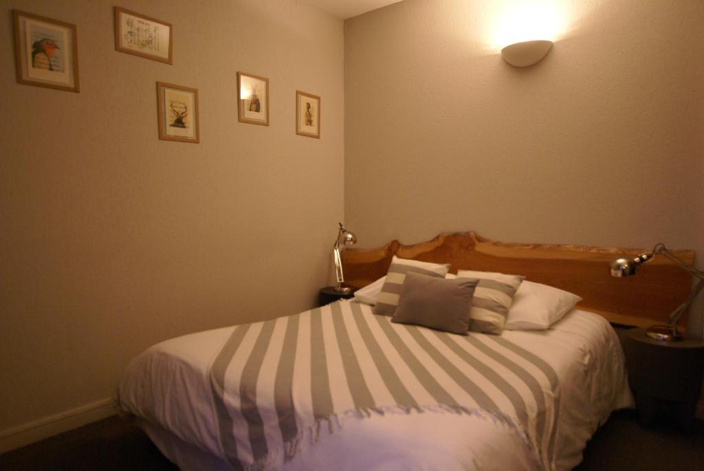 Hotel De La Placette Barcelonnette Phòng bức ảnh