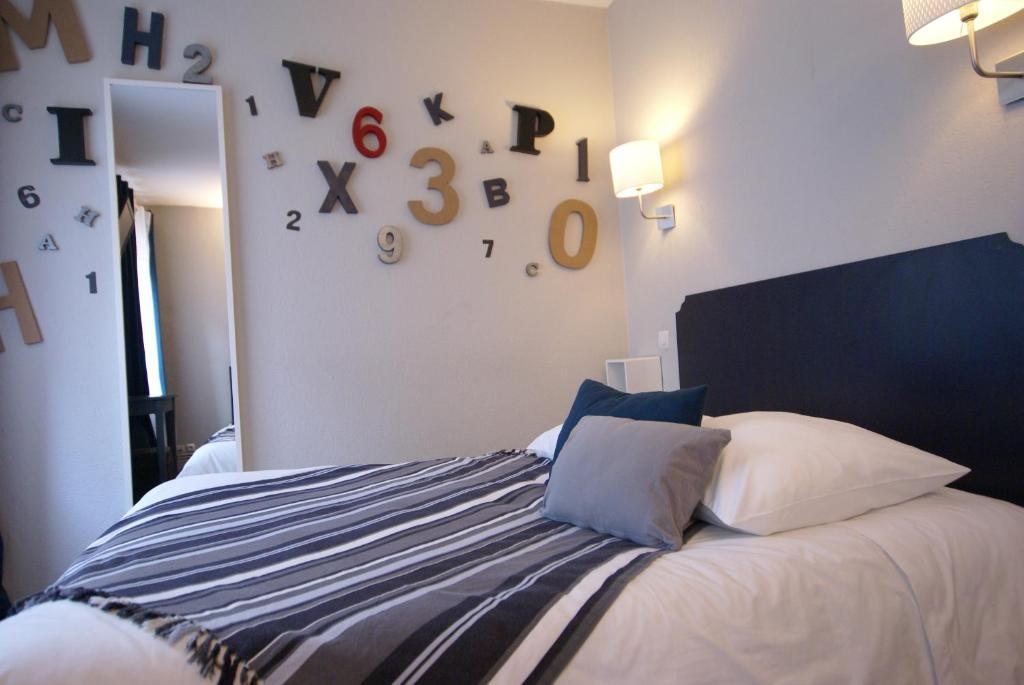 Hotel De La Placette Barcelonnette Phòng bức ảnh
